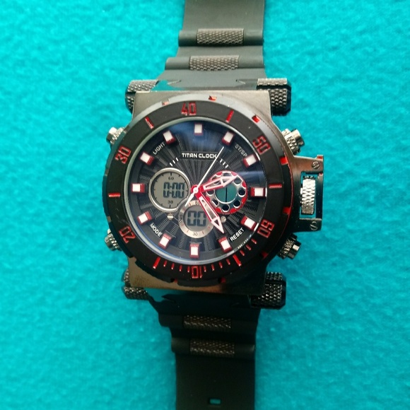 Titan Watch - Picture 3 of 3